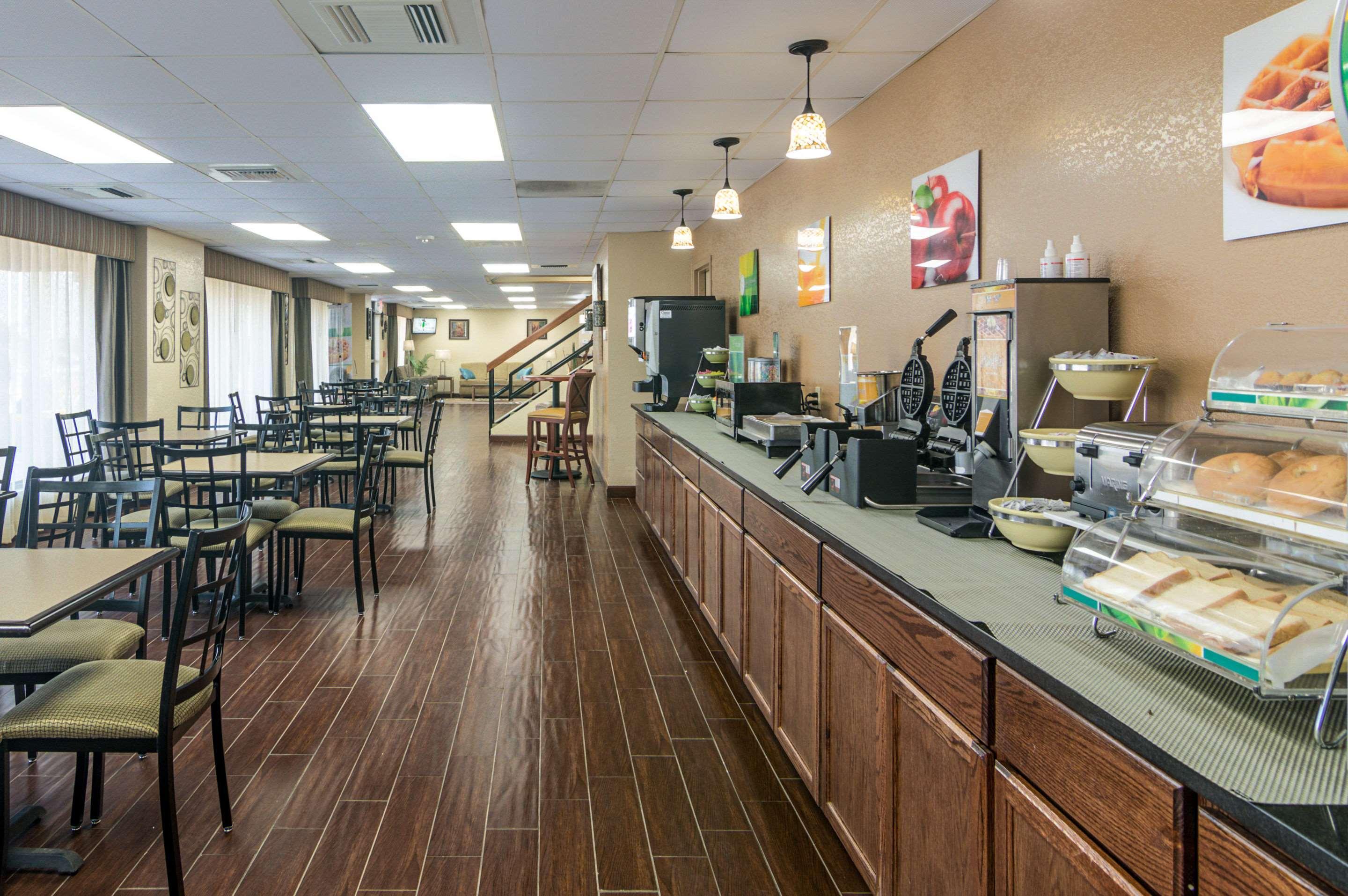 Quality Inn Shawnee I-40 Extérieur photo
