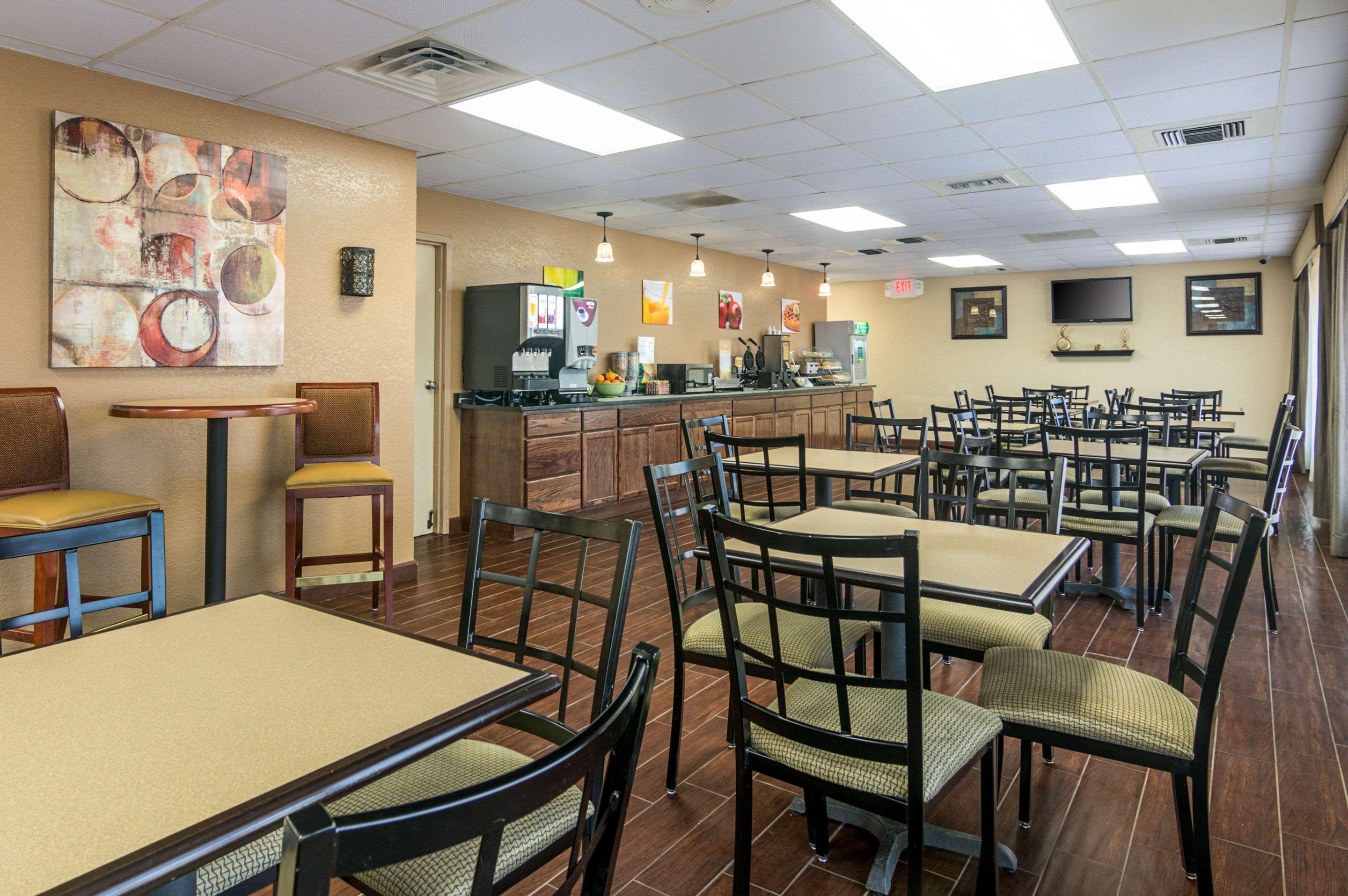 Quality Inn Shawnee I-40 Extérieur photo