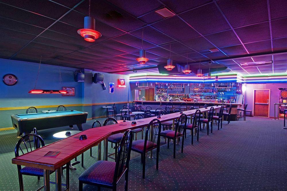 Quality Inn Shawnee I-40 Restaurant photo