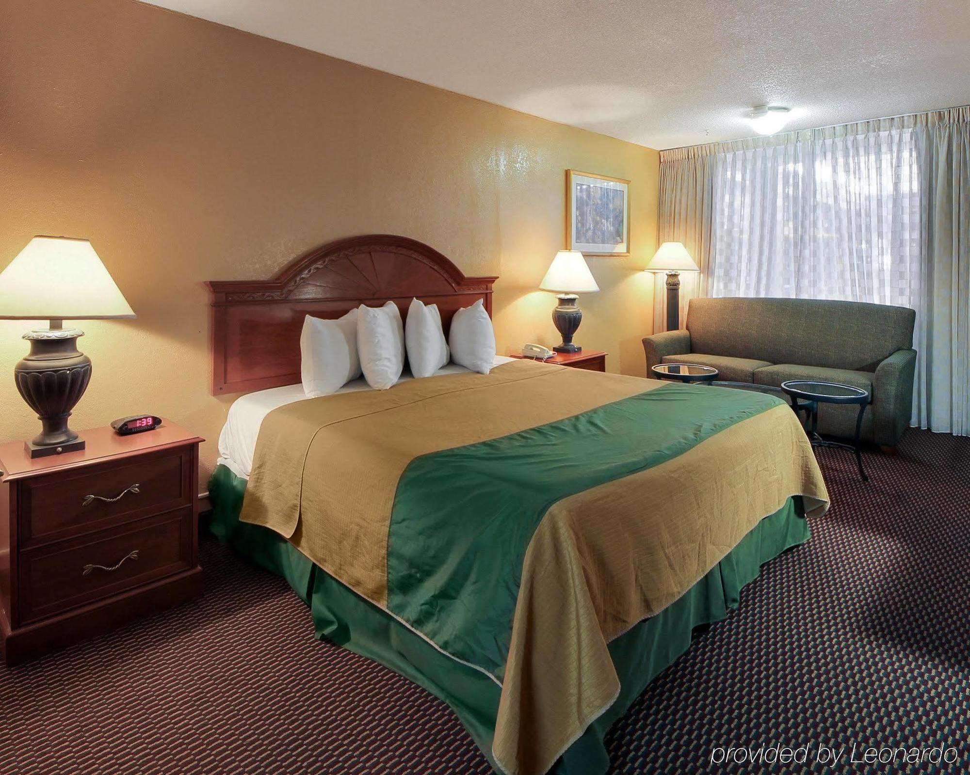 Quality Inn Shawnee I-40 Extérieur photo